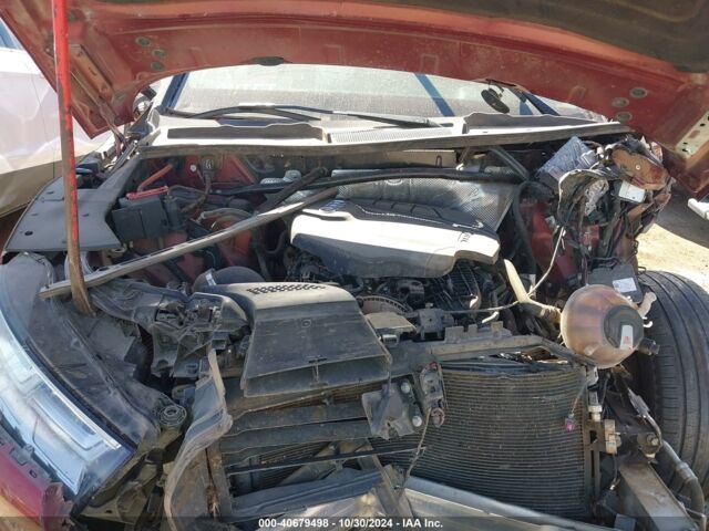 Красный Ауди Ку 5, объемом двигателя 2 л и пробегом 157 тыс. км за 12500 $, фото 10 на Automoto.ua