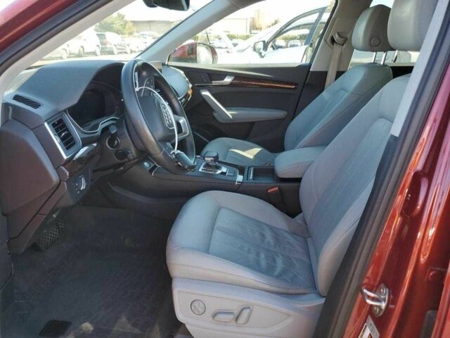 Червоний Ауді Ку 5, об'ємом двигуна 0 л та пробігом 93 тис. км за 9000 $, фото 6 на Automoto.ua