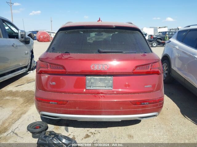 Красный Ауди Ку 5, объемом двигателя 2 л и пробегом 157 тыс. км за 12500 $, фото 4 на Automoto.ua