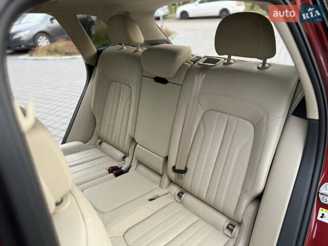 Червоний Ауді Ку 5, об'ємом двигуна 1.98 л та пробігом 51 тис. км за 28900 $, фото 55 на Automoto.ua