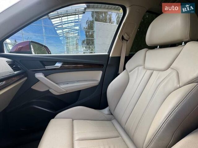 Ауди Ку 5 2019 в Киеве на Automoto.ua Красный Ауди Ку 5, объемом двигателя 2 л и пробегом 92 тыс. км за 39900 $, фото 55 на Automoto.ua