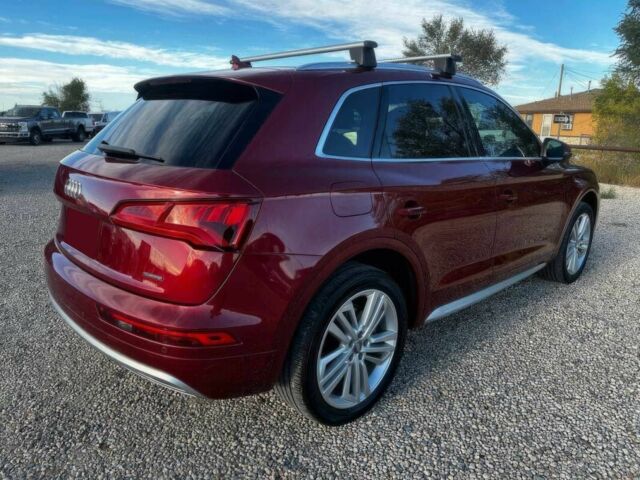 Красный Ауди Ку 5, объемом двигателя 2 л и пробегом 47 тыс. км за 16100 $, фото 6 на Automoto.ua