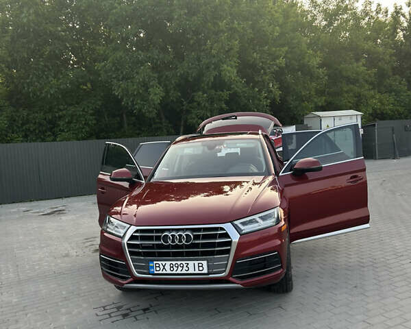 Красный Ауди Ку 5, объемом двигателя 1.98 л и пробегом 113 тыс. км за 25999 $, фото 3 на Automoto.ua