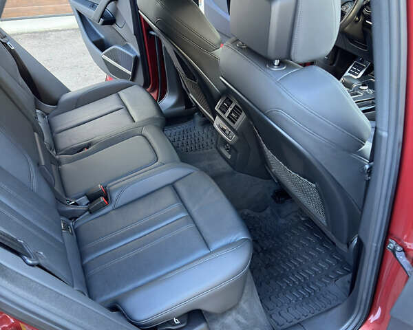 Красный Ауди Ку 5, объемом двигателя 0 л и пробегом 109 тыс. км за 31999 $, фото 45 на Automoto.ua