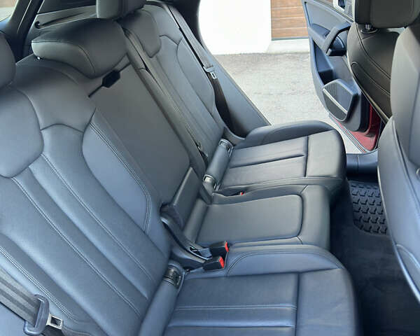 Красный Ауди Ку 5, объемом двигателя 0 л и пробегом 109 тыс. км за 31999 $, фото 46 на Automoto.ua