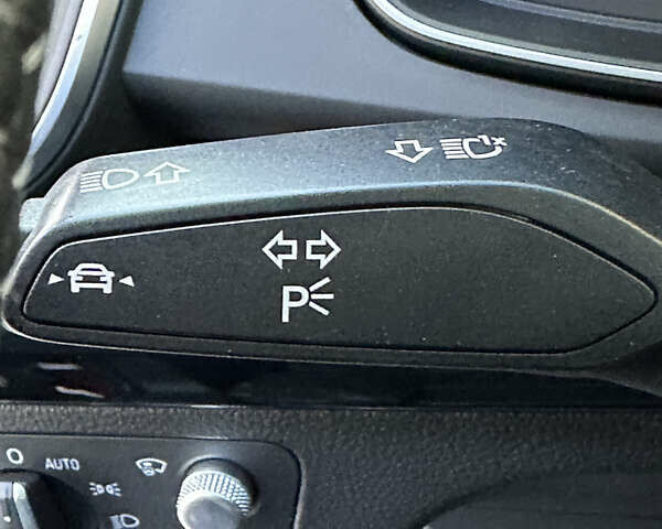 Красный Ауди Ку 5, объемом двигателя 0 л и пробегом 109 тыс. км за 31999 $, фото 31 на Automoto.ua