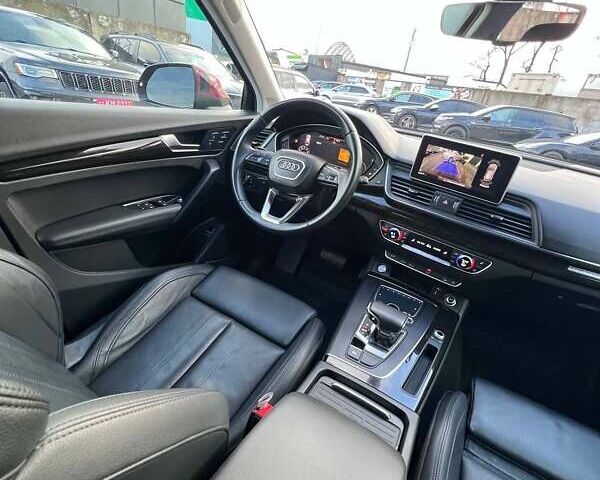 Красный Ауди Ку 5, объемом двигателя 2 л и пробегом 199 тыс. км за 23900 $, фото 14 на Automoto.ua