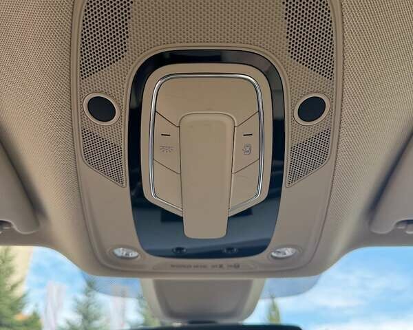 Ауди Ку 5 2019 в Киеве на Automoto.ua Красный Ауди Ку 5, объемом двигателя 2 л и пробегом 92 тыс. км за 39900 $, фото 51 на Automoto.ua