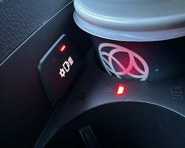 Красный Ауди Ку 5, объемом двигателя 0 л и пробегом 109 тыс. км за 31999 $, фото 90 на Automoto.ua