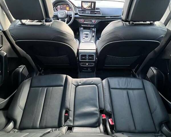 Красный Ауди Ку 5, объемом двигателя 2 л и пробегом 199 тыс. км за 23900 $, фото 34 на Automoto.ua