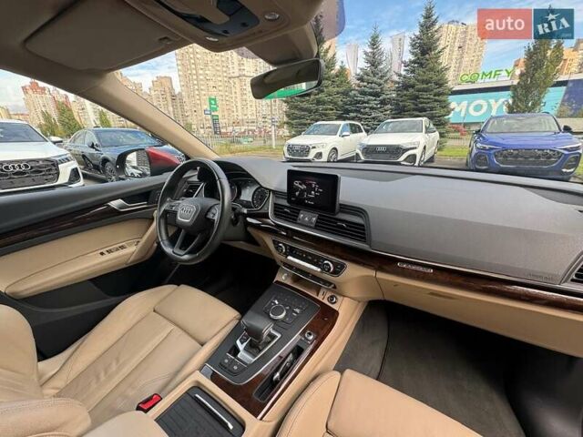 Ауди Ку 5 2019 в Киеве на Automoto.ua Красный Ауди Ку 5, объемом двигателя 2 л и пробегом 92 тыс. км за 39900 $, фото 65 на Automoto.ua