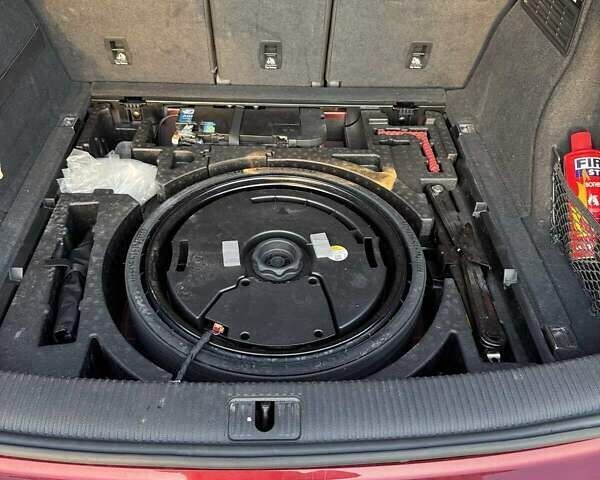 Червоний Ауді Ку 5, об'ємом двигуна 1.98 л та пробігом 110 тис. км за 24500 $, фото 11 на Automoto.ua