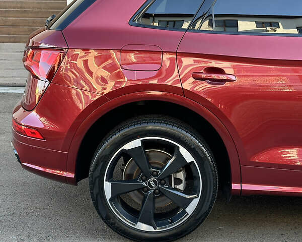 Красный Ауди Ку 5, объемом двигателя 0 л и пробегом 109 тыс. км за 31999 $, фото 7 на Automoto.ua