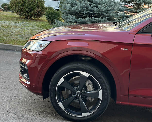 Красный Ауди Ку 5, объемом двигателя 0 л и пробегом 109 тыс. км за 31999 $, фото 8 на Automoto.ua