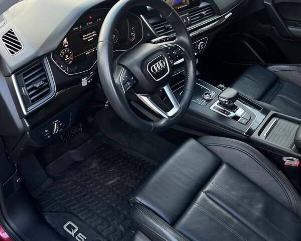 Красный Ауди Ку 5, объемом двигателя 2 л и пробегом 199 тыс. км за 23900 $, фото 10 на Automoto.ua