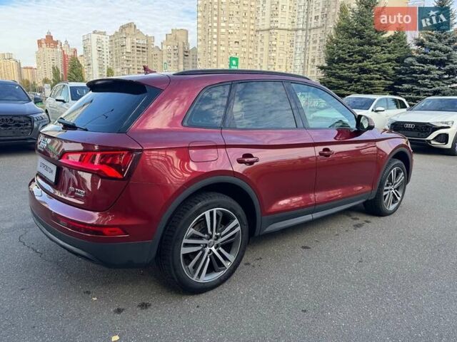 Ауди Ку 5 2019 в Киеве на Automoto.ua Красный Ауди Ку 5, объемом двигателя 2 л и пробегом 92 тыс. км за 39900 $, фото 9 на Automoto.ua