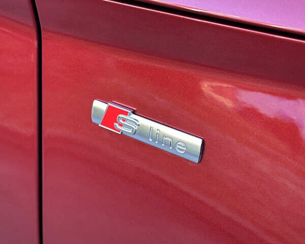 Красный Ауди Ку 5, объемом двигателя 0 л и пробегом 109 тыс. км за 31999 $, фото 19 на Automoto.ua