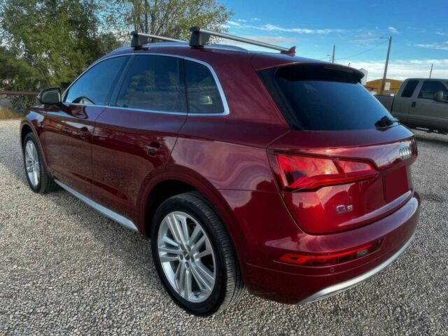 Красный Ауди Ку 5, объемом двигателя 2 л и пробегом 47 тыс. км за 16100 $, фото 5 на Automoto.ua