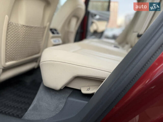 Червоний Ауді Ку 5, об'ємом двигуна 1.98 л та пробігом 51 тис. км за 28900 $, фото 52 на Automoto.ua