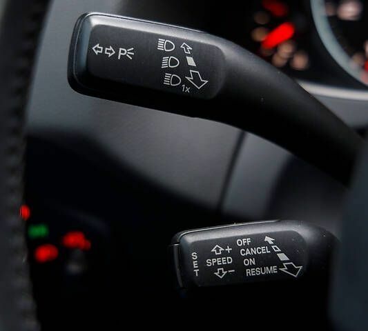 Ауди Ку 5, объемом двигателя 2 л и пробегом 276 тыс. км за 13350 $, фото 10 на Automoto.ua