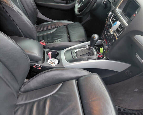 Ауди Ку 5, объемом двигателя 2 л и пробегом 275 тыс. км за 14400 $, фото 8 на Automoto.ua