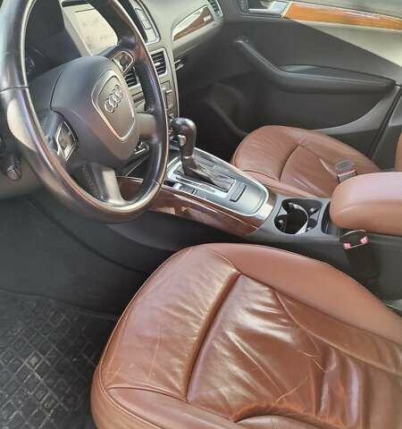 Ауди Ку 5, объемом двигателя 3.2 л и пробегом 202 тыс. км за 11500 $, фото 9 на Automoto.ua