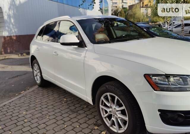 Ауди Ку 5, объемом двигателя 3.2 л и пробегом 202 тыс. км за 11500 $, фото 4 на Automoto.ua