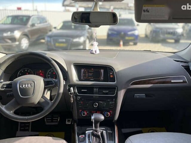 Ауди Ку 5, объемом двигателя 2 л и пробегом 296 тыс. км за 12490 $, фото 17 на Automoto.ua