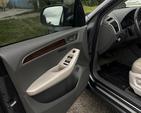 Ауди Ку 5, объемом двигателя 1.98 л и пробегом 223 тыс. км за 12500 $, фото 10 на Automoto.ua