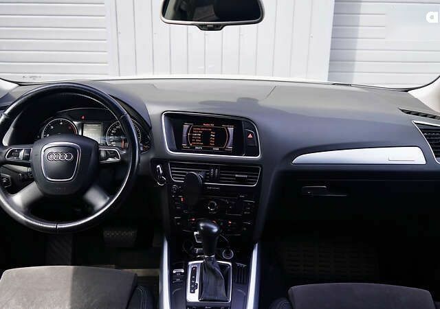 Ауди Ку 5 2012 в Львове на Automoto.ua Ауди Ку 5, объемом двигателя 2 л и пробегом 178 тыс. км за 19500 $, фото 23 на Automoto.ua