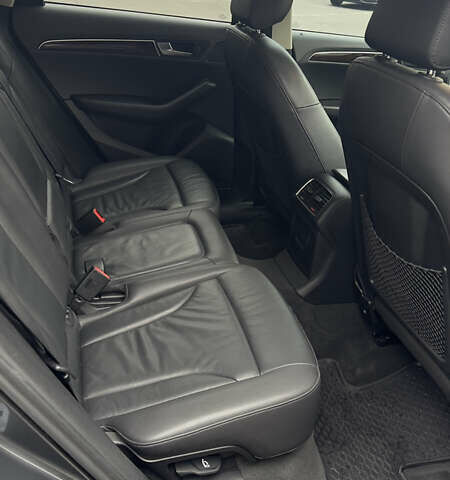 Ауди Ку 5, объемом двигателя 0 л и пробегом 205 тыс. км за 15100 $, фото 4 на Automoto.ua