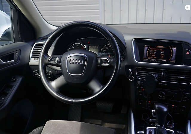 Ауди Ку 5 2012 в Львове на Automoto.ua Ауди Ку 5, объемом двигателя 2 л и пробегом 178 тыс. км за 19500 $, фото 26 на Automoto.ua