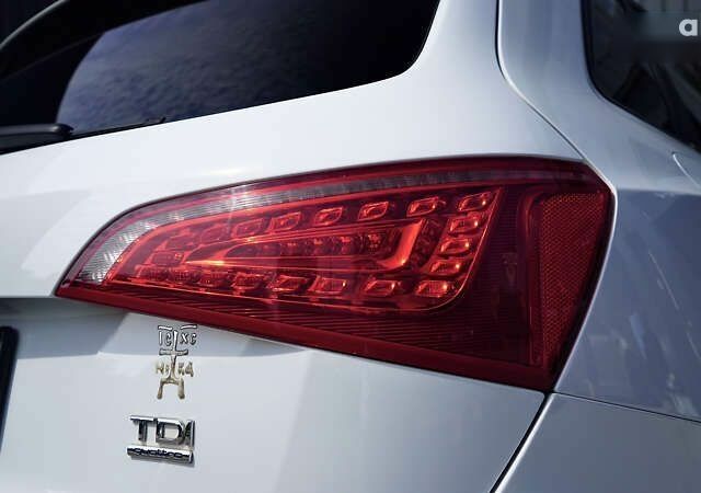 Ауді Ку 5, об'ємом двигуна 2 л та пробігом 178 тис. км за 18000 $, фото 20 на Automoto.ua