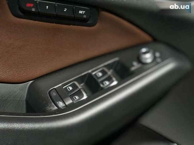 Ауди Ку 5, объемом двигателя 2 л и пробегом 189 тыс. км за 13350 $, фото 24 на Automoto.ua