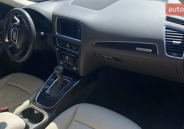 Ауди Ку 5, объемом двигателя 2 л и пробегом 140 тыс. км за 15500 $, фото 6 на Automoto.ua