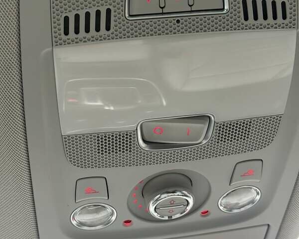 Ауди Ку 5, объемом двигателя 2 л и пробегом 209 тыс. км за 15900 $, фото 28 на Automoto.ua