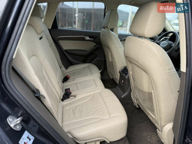 Ауді Ку 5, об'ємом двигуна 2 л та пробігом 216 тис. км за 10900 $, фото 29 на Automoto.ua