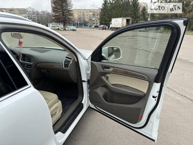 Ауді Ку 5, об'ємом двигуна 1.98 л та пробігом 296 тис. км за 15700 $, фото 12 на Automoto.ua