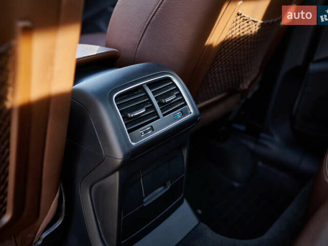 Ауди Ку 5, объемом двигателя 2 л и пробегом 240 тыс. км за 12300 $, фото 13 на Automoto.ua