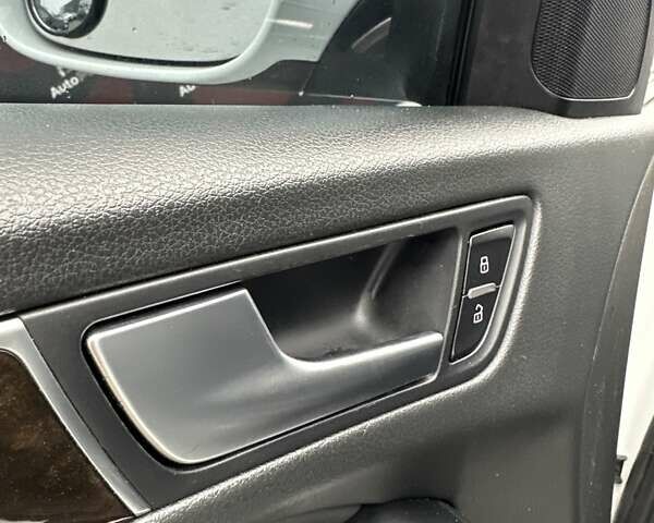 Ауди Ку 5, объемом двигателя 2 л и пробегом 187 тыс. км за 15500 $, фото 29 на Automoto.ua