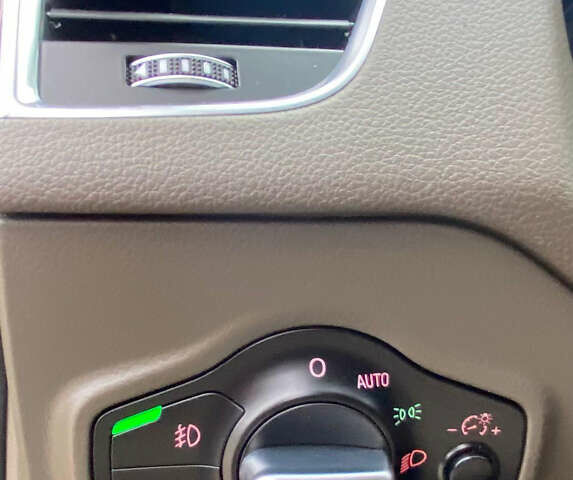 Ауди Ку 5, объемом двигателя 2 л и пробегом 206 тыс. км за 13800 $, фото 22 на Automoto.ua