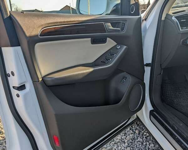 Ауди Ку 5, объемом двигателя 2 л и пробегом 159 тыс. км за 14700 $, фото 10 на Automoto.ua