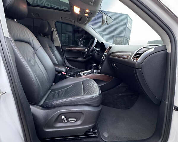 Ауді Ку 5, об'ємом двигуна 1.98 л та пробігом 242 тис. км за 15999 $, фото 19 на Automoto.ua