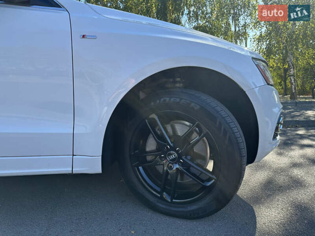 Ауді Ку 5, об'ємом двигуна 3 л та пробігом 201 тис. км за 17700 $, фото 17 на Automoto.ua