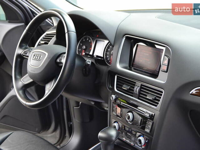Ауди Ку 5, объемом двигателя 1.98 л и пробегом 207 тыс. км за 15299 $, фото 142 на Automoto.ua