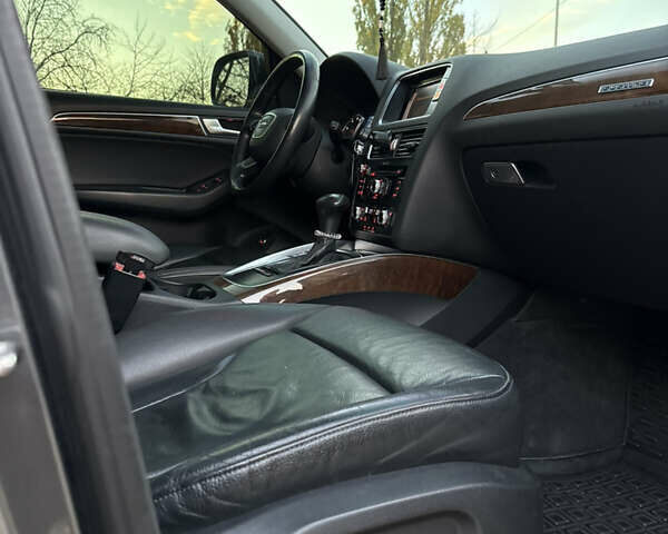 Ауді Ку 5, об'ємом двигуна 2 л та пробігом 240 тис. км за 16499 $, фото 12 на Automoto.ua