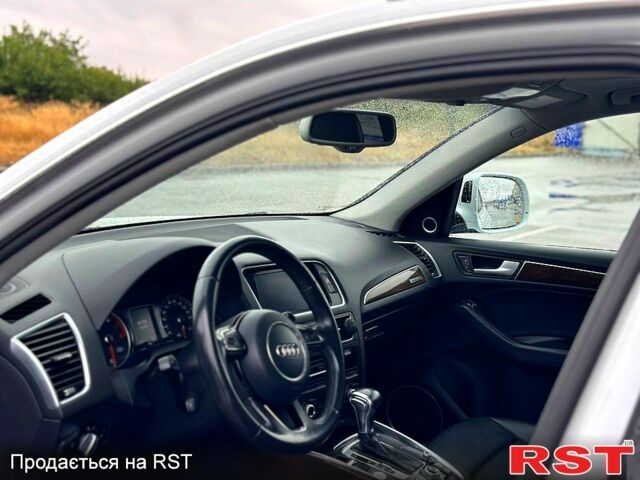 Ауді Ку 5, об'ємом двигуна 3 л та пробігом 140 тис. км за 14200 $, фото 5 на Automoto.ua