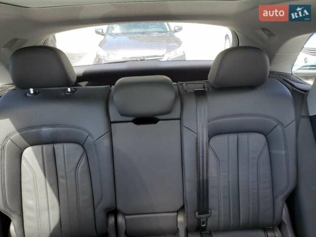 Ауди Ку 5, объемом двигателя 2 л и пробегом 121 тыс. км за 7900 $, фото 9 на Automoto.ua