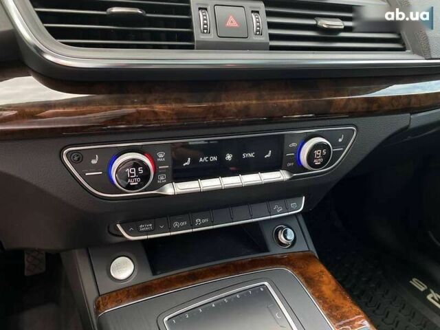 Ауді Ку 5, об'ємом двигуна 2 л та пробігом 177 тис. км за 20300 $, фото 16 на Automoto.ua