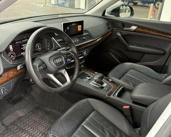 Ауди Ку 5 2017 в Днепре (Днепропетровске) на Automoto.ua Ауди Ку 5, объемом двигателя 2 л и пробегом 143 тыс. км за 25777 $, фото 15 на Automoto.ua